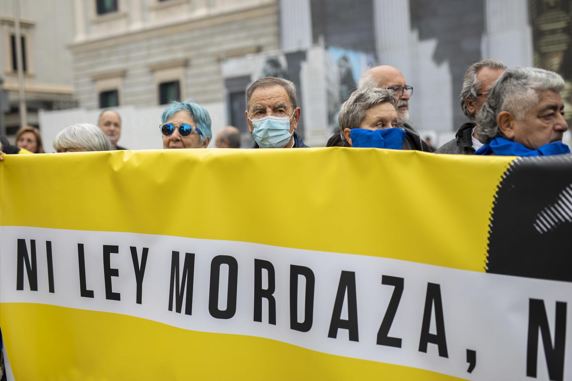 Ley Mordaza 12 horas amordazados Congreso - 3b